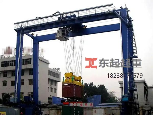 广东轮胎式集装箱龙门吊 用于陆上风电设备安装