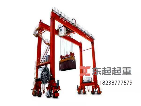 无轨行走轮胎龙门吊的日常预防措施
